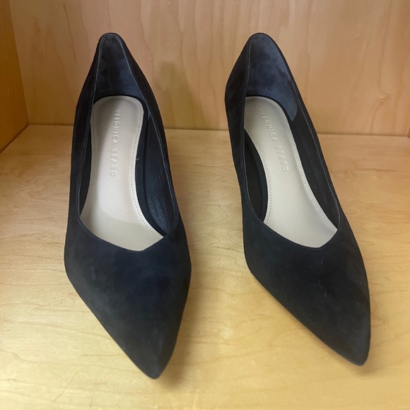 Veronica Beard Black Lisa Suede Pumps - Size 8M - worn once - Picture 2 of 9
